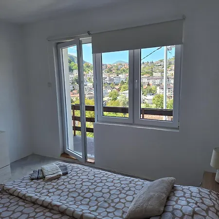Look Apartment